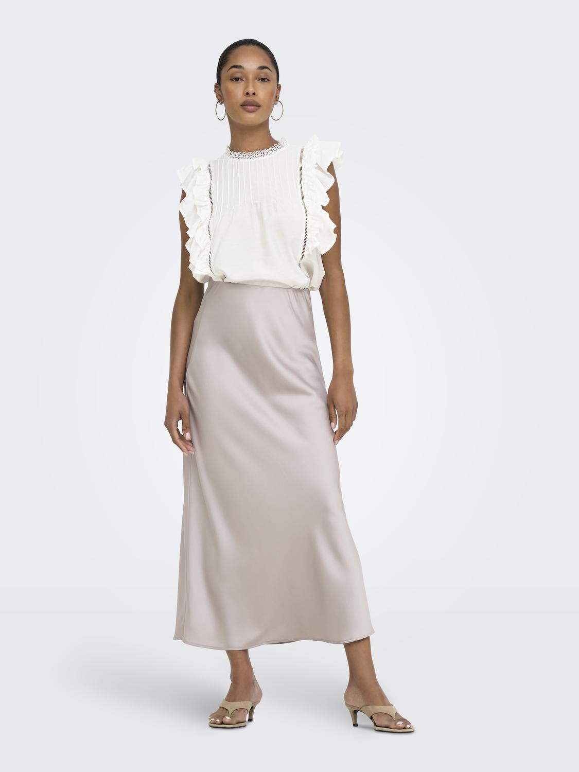 model_shot-front_full